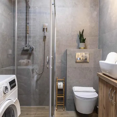 Zacisze アパート